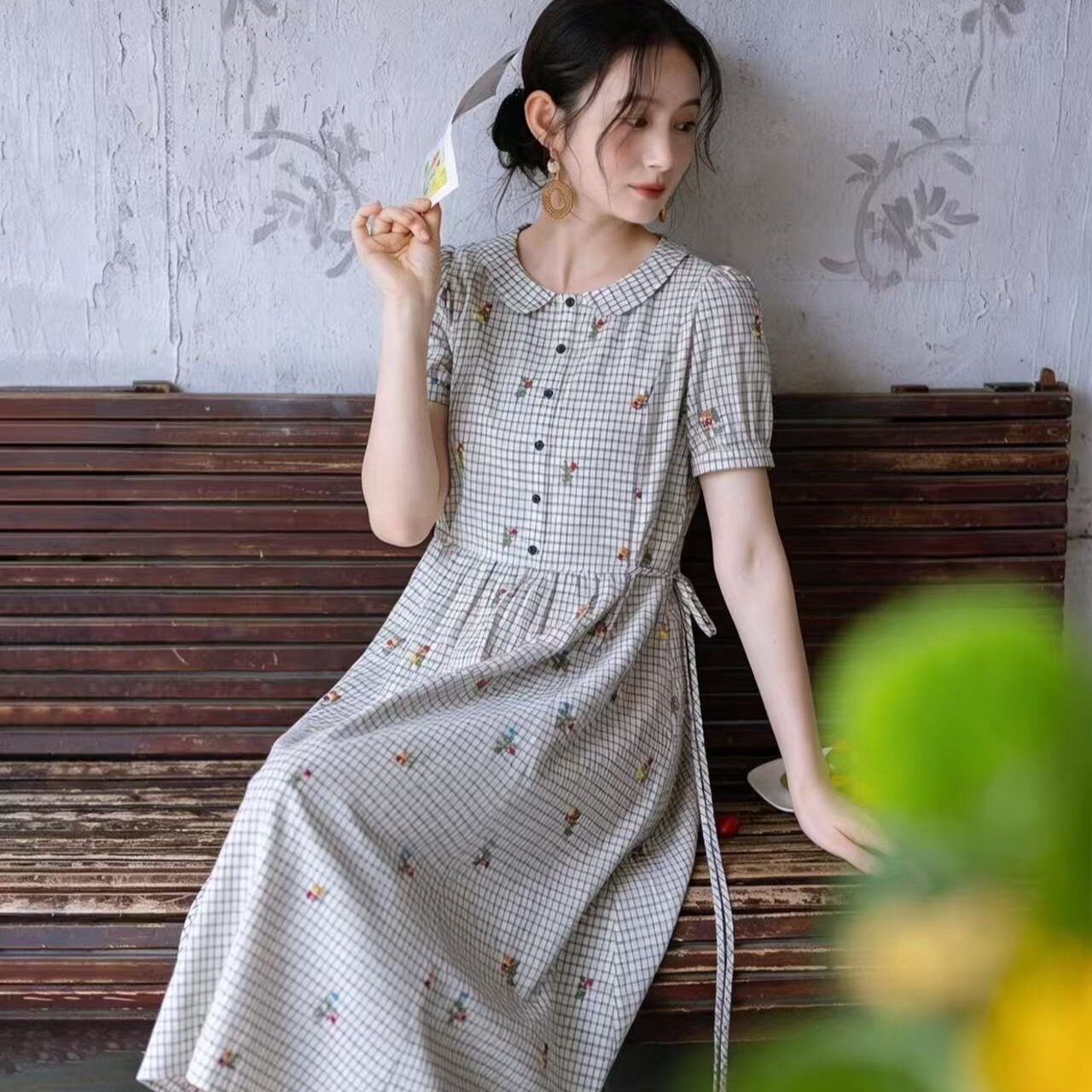 文艺印花格子连衣裙女短袖设计感2026夏季新款女装裙子