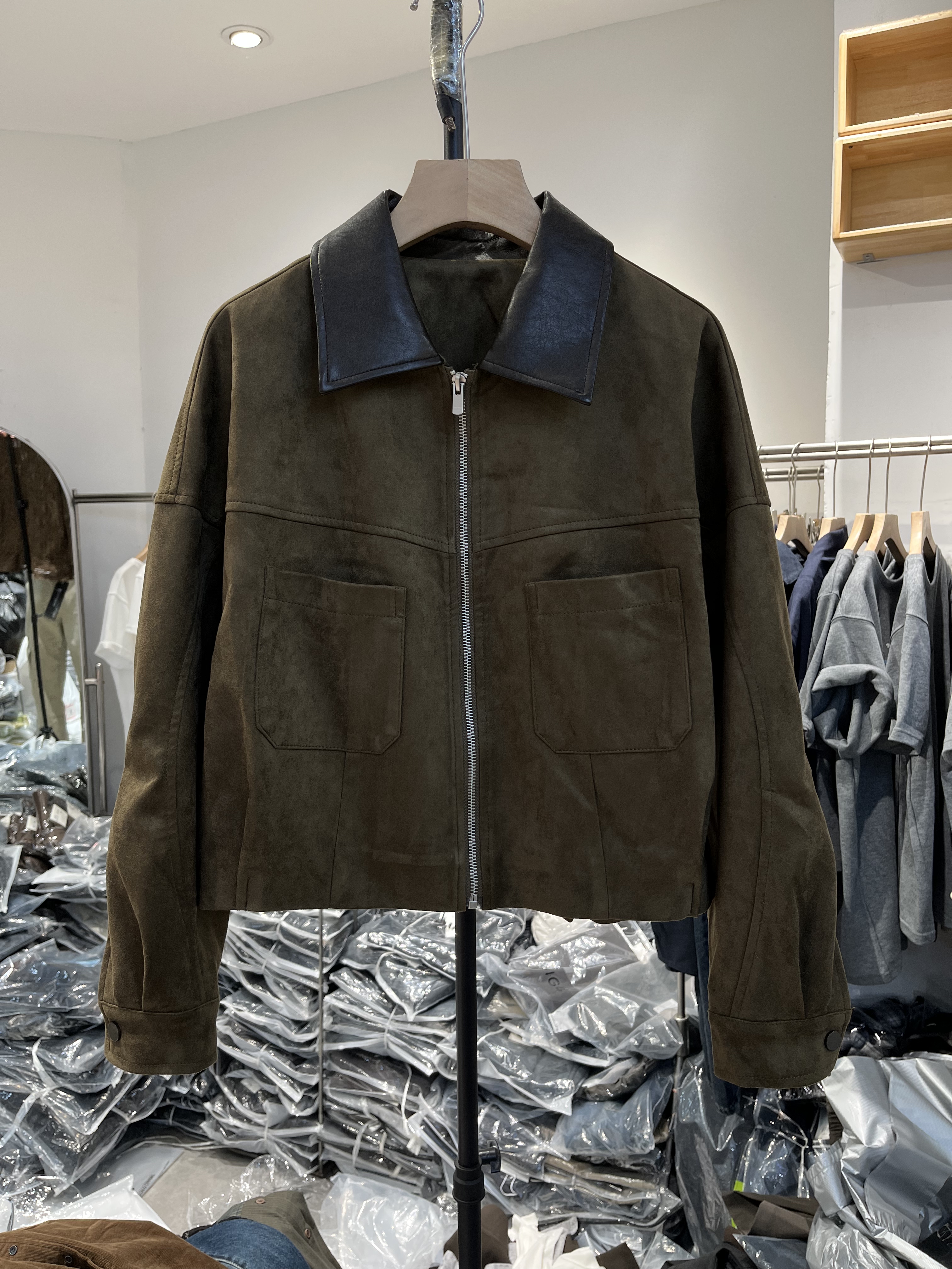 复古翻领麂皮衣外套女拉链短款宽松显瘦百搭机车服夹克上衣春外套