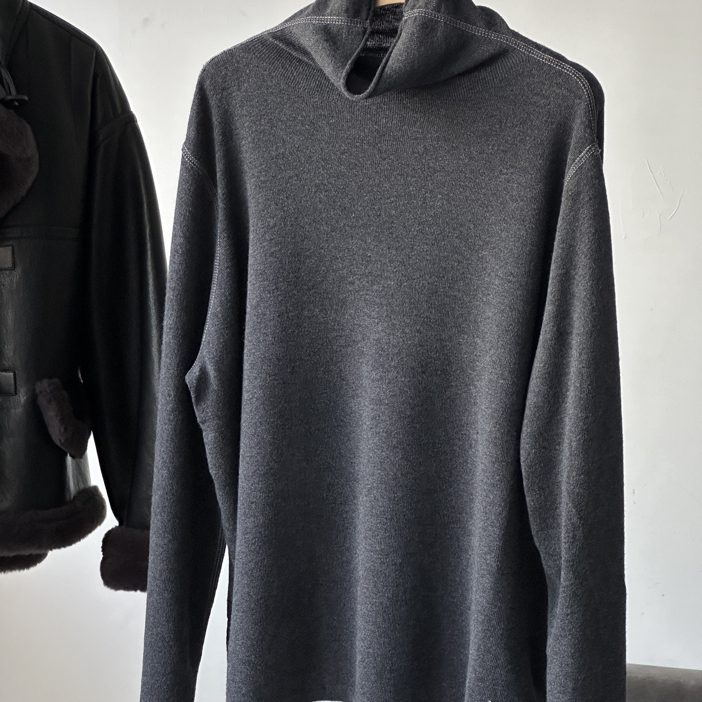 慵懒风高领堆堆领无缝绗线净版打底针织衫毛衣女灰色宽松百搭上衣