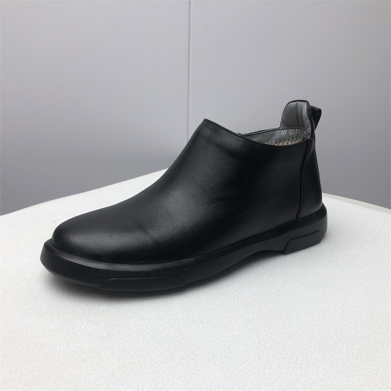 撤柜断码处理真皮男鞋2024年冬季新款韩版时尚圆头加绒厚底男棉鞋