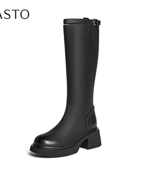 百思图2025冬季新款骑士靴时尚简约街头潮流粗跟女长靴F5607DG5