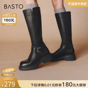 百思图冬季 潮酷扣带加绒骑士靴粗跟圆头女高筒长靴M5061DG4 新款