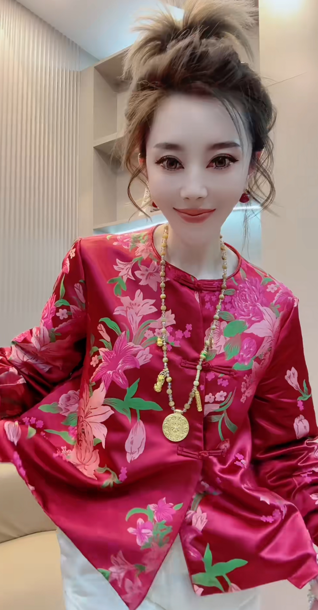 新中式国风圆领盘扣醋酸真丝提花宽松衬衣女2025冬复古打底衫上衣