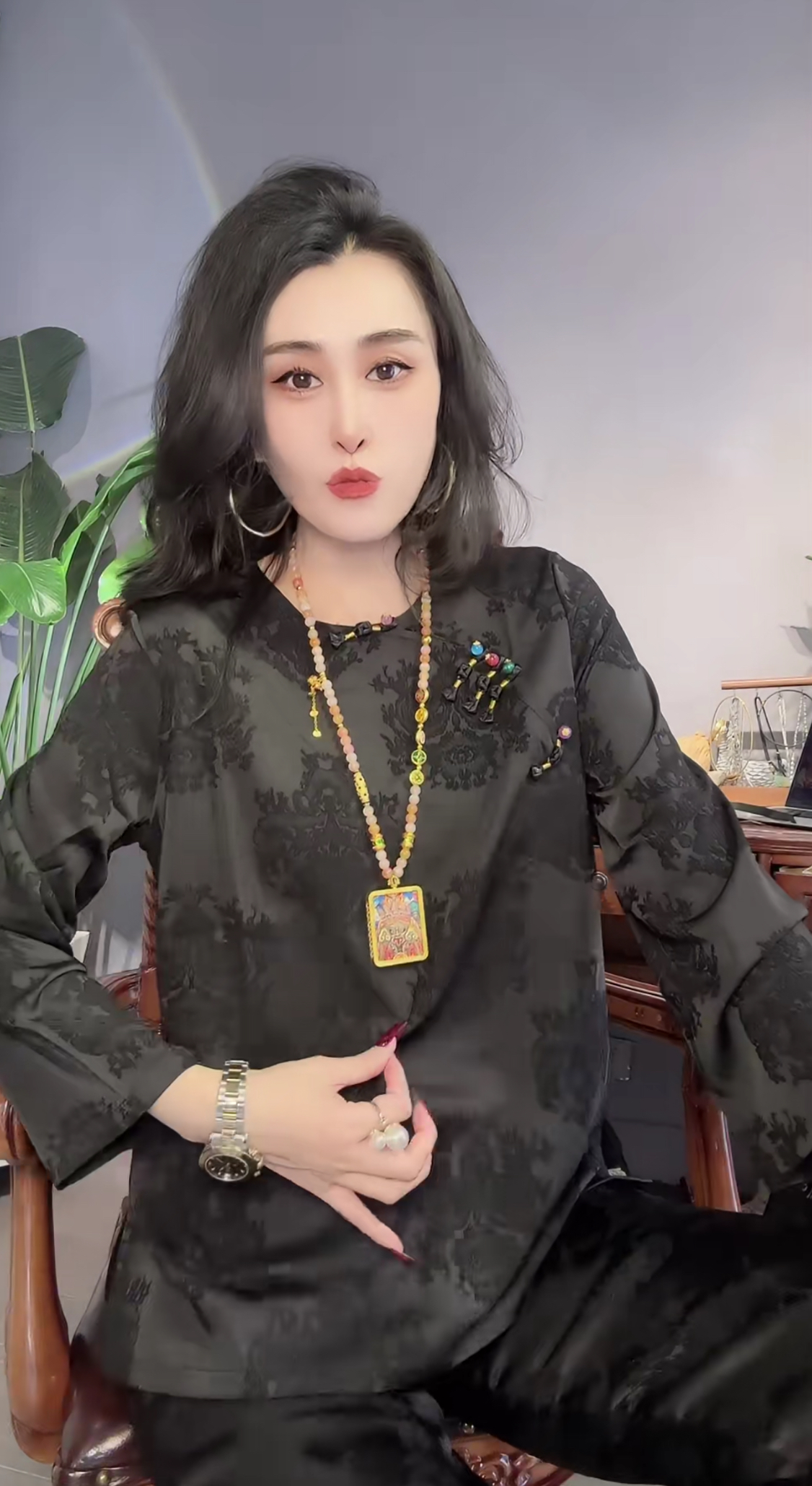 新中式国风盘扣醋酸真丝提花宽松衬衣女2025秋冬复古小衫内搭上衣