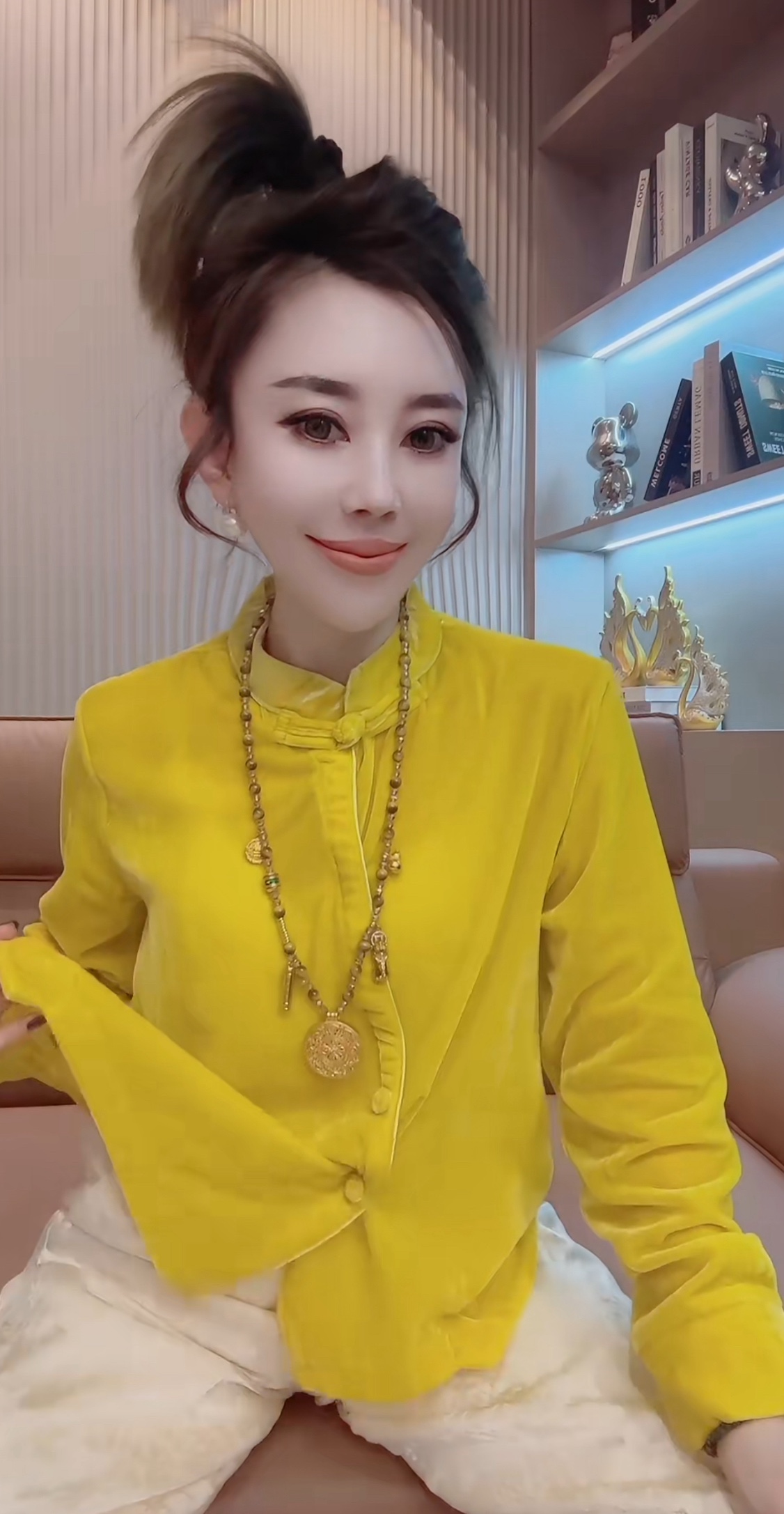 新中式国风盘扣真丝绒宽松衬衣女2025秋冬复古打底衫内搭小衫上衣