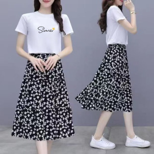 小个子连衣裙套装女夏天2025新款纯棉t恤碎花裙两件套半身裙子潮