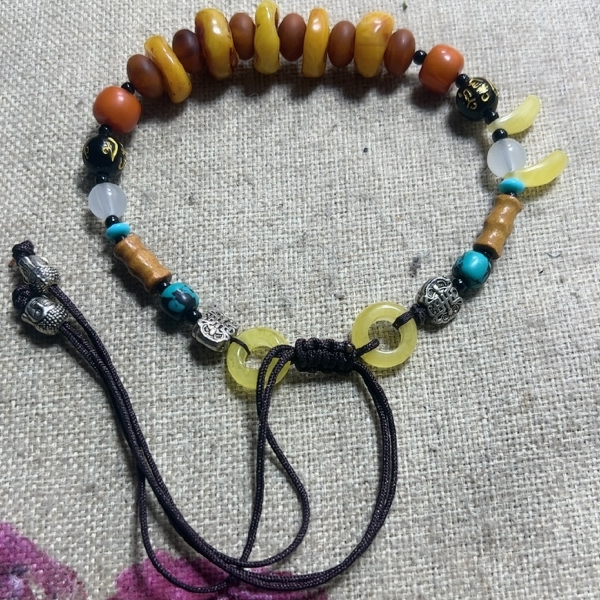 天然二代蜜蜡琥珀藏式老蜡随形饼子仿老锁骨链项链网银六字真言