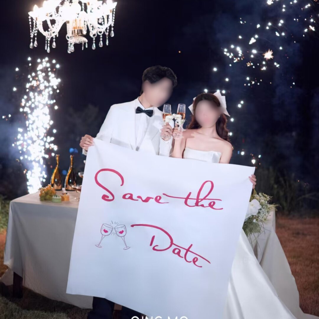 2026新款婚纱照外景旅拍道具红字母love背景布手拉条幅白色背景图片