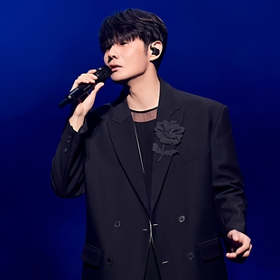 韩版 男士 高级感黑色休闲气质西服 立体刺绣玫瑰西装 李荣浩明星同款