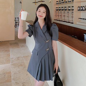 现货 法式设计感西装连衣裙女收腰不规则百褶165 2912P120控178图片