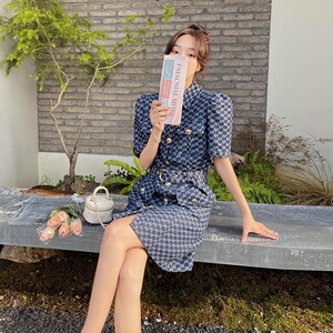 法式牛仔连衣裙女中长款小个子气质印花字母连身裙大摆A字裙长裙图片