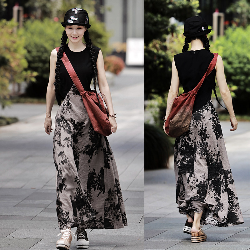 此岸歌声*原创设计店-赫本风，黑拼冷色花裙  一梦浮生（很小量）