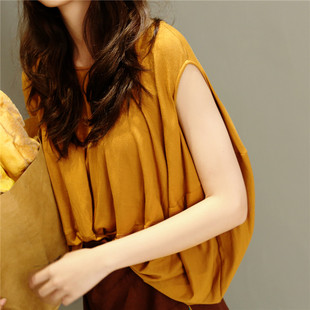此岸歌声*原创设计店-土黄色针织造型小衫 她是蜜