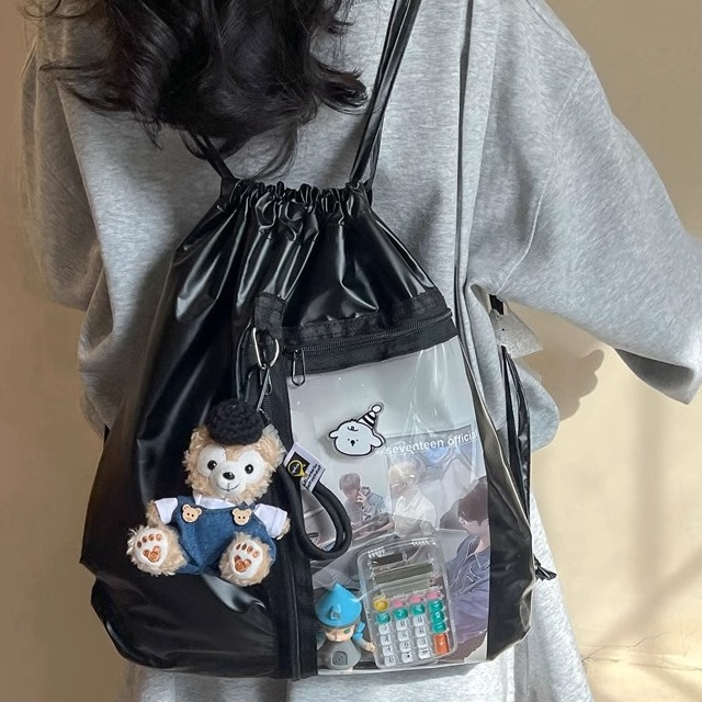 夏日新款ins小众黑色抽绳痛包娃包简约休闲学生大容量背包双肩包