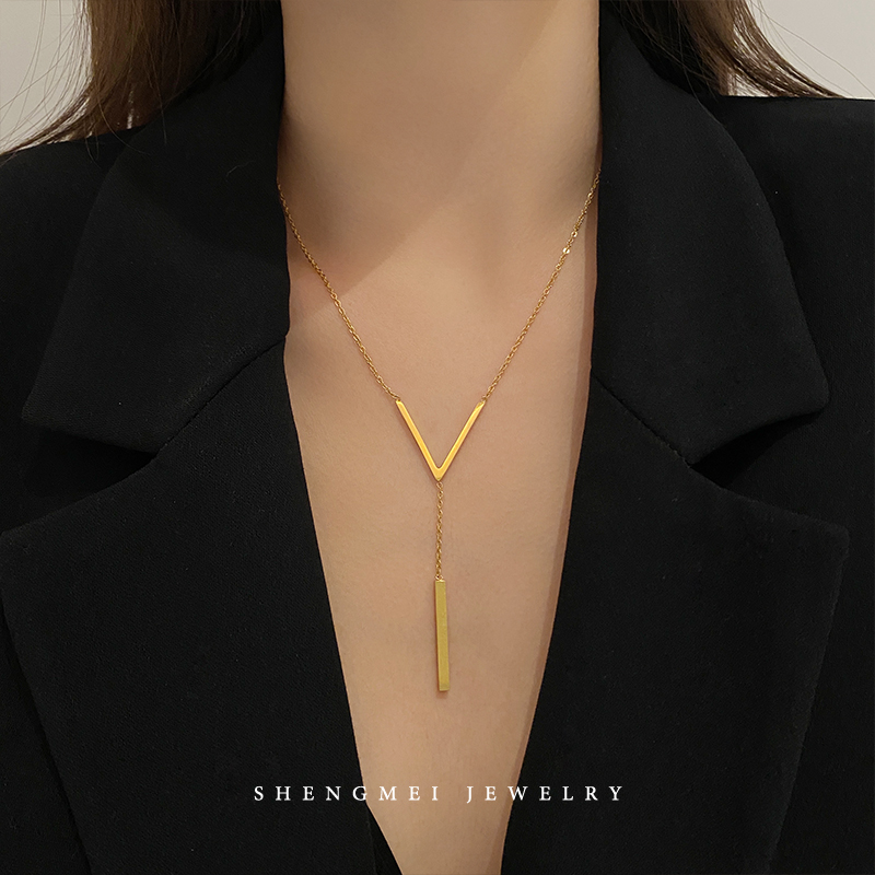 钛钢不掉色v字项链女轻奢小众