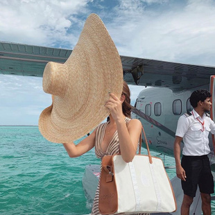 欧美风格小众卷边25CM大帽檐麦秆平顶草帽凸造型旅拍帽子女沙滩帽