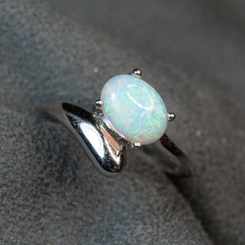 澳大利亚水晶欧泊戒指