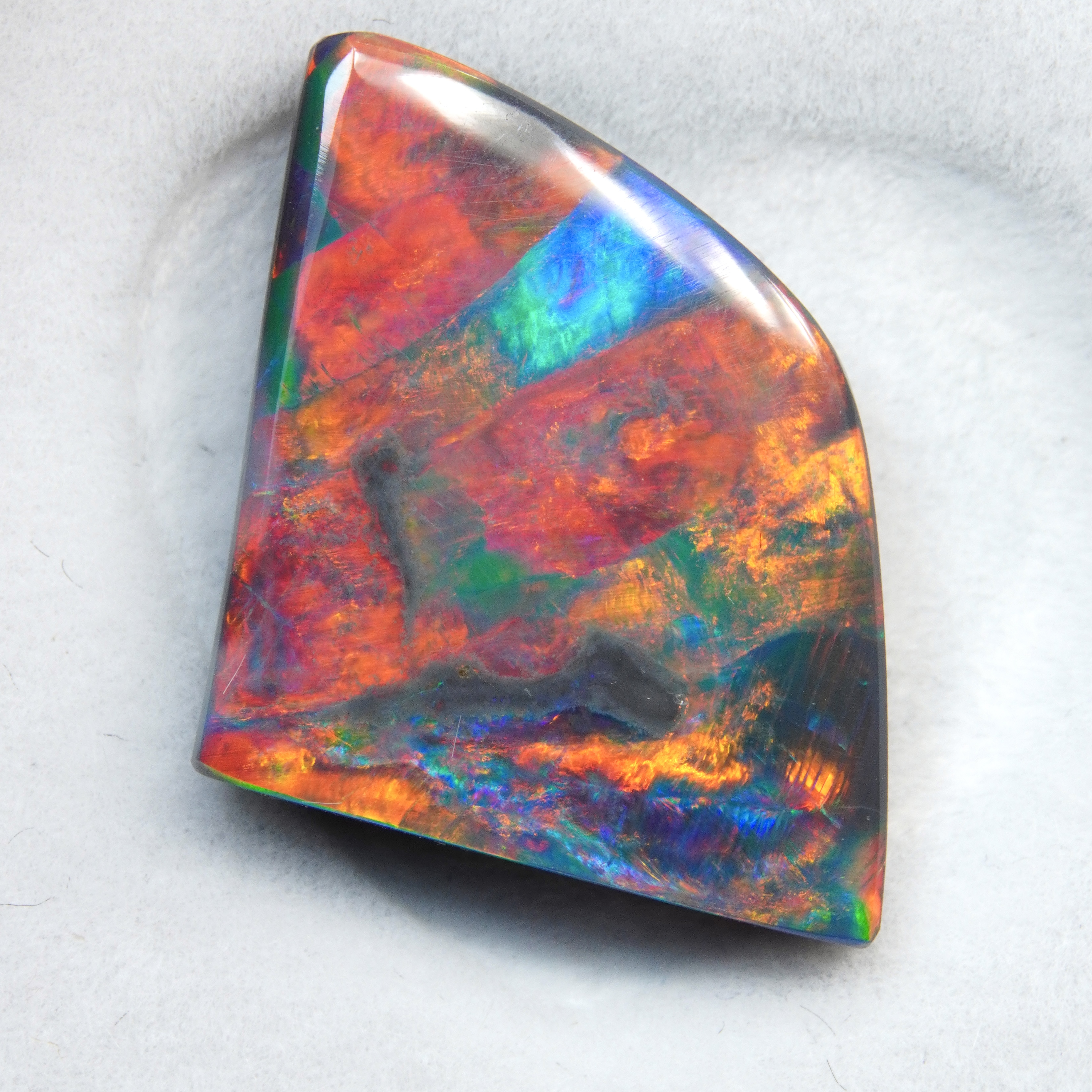 澳大利亚黑欧泊吊坠戒指耳钉手链裸石