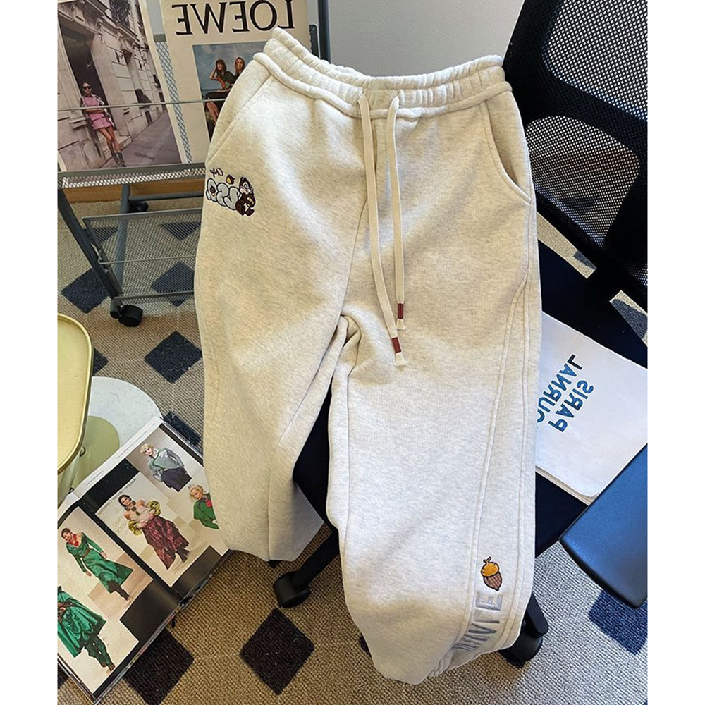 胖mm特大码300斤复古设计感刺绣束脚卫裤女秋冬保暖加绒休闲长裤