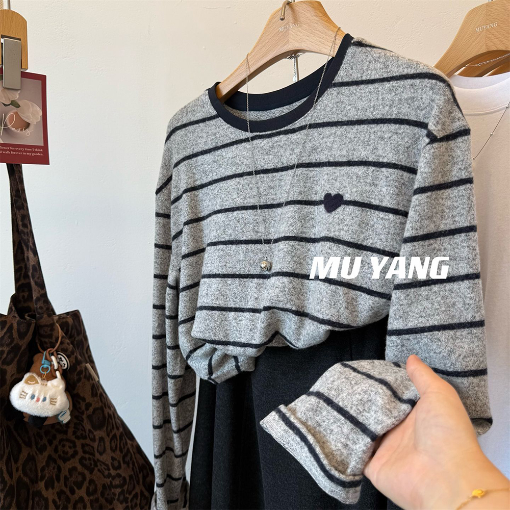胖mm特大码300斤韩系ins绒绒爱心宽松休闲长袖条纹T恤上衣女春秋