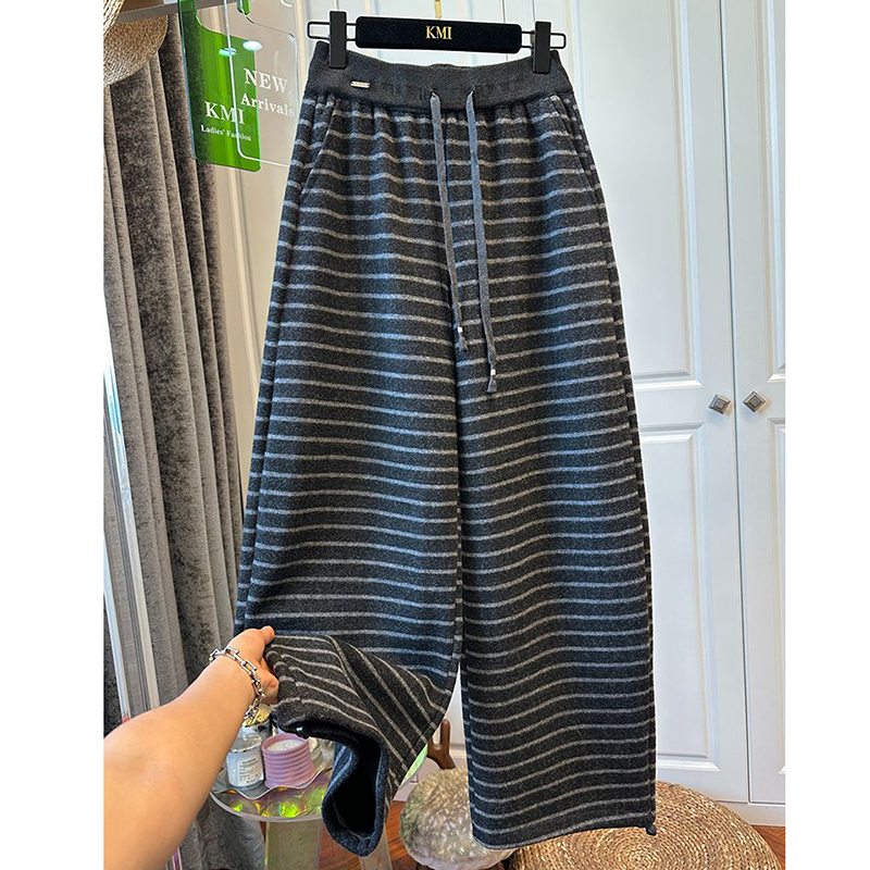 胖mm特大码2-300斤条纹宽松加绒加厚休闲裤女秋冬软糯垂感弯刀裤