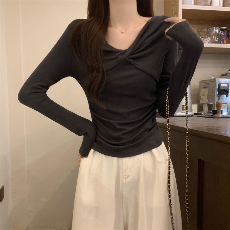 胖mm特大码300斤韩式扭结短款上衣女春秋内搭打底修身欧货长袖T恤