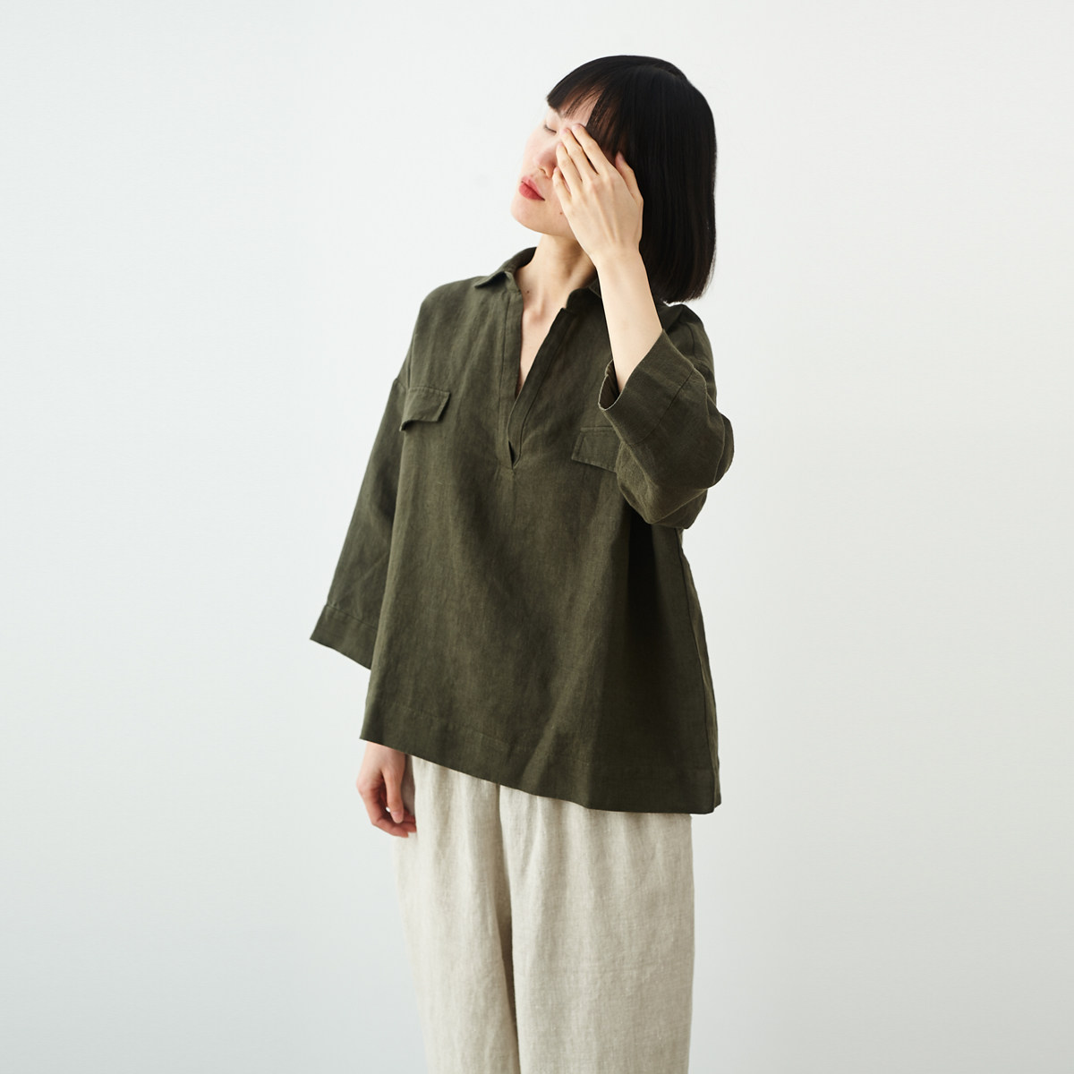 率性橄榄绿亚麻七分袖翻领衬衫小鱼春夏季新款百搭宽松休闲女上衣