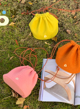 POMPON Palette系列三色聪明烧卖抽绳包单肩包女羊毛呢棋盘格两用