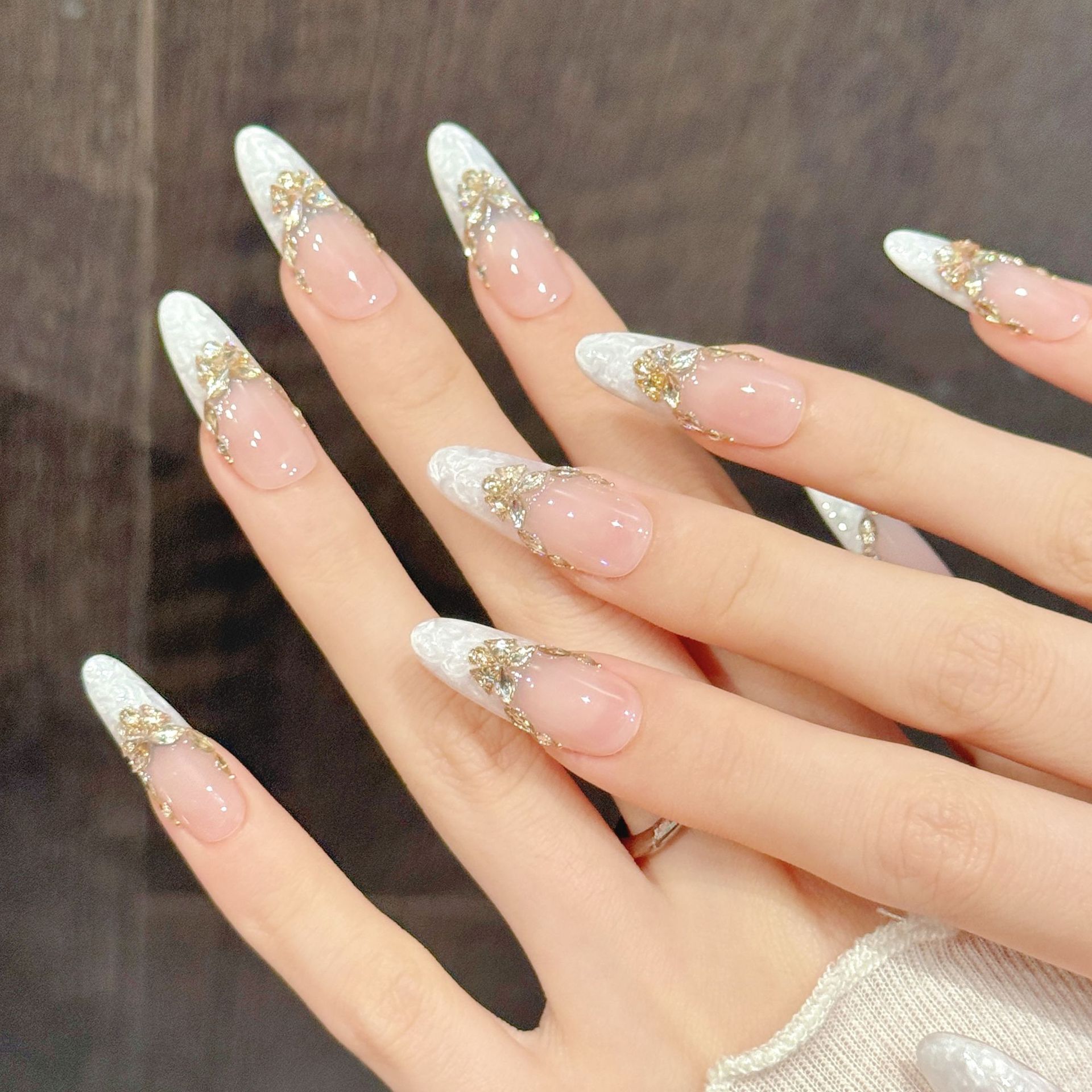 【玛瑙】手工穿戴甲螺纹法式闪钻蝴蝶长款美甲婚甲新娘甲婚纱照