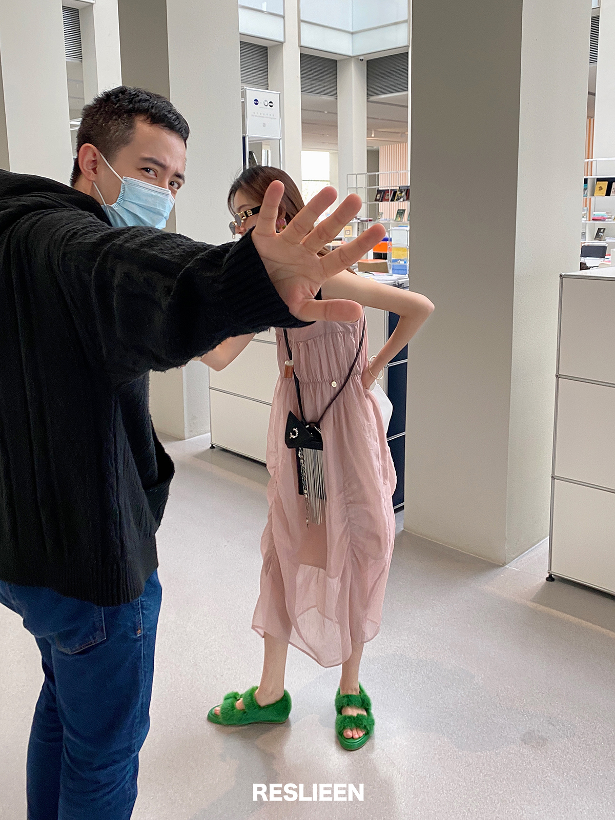 RESLIEEN「云落山樱」设计感不规则水晶链条仙系法式褶皱吊带裙26,女装/女士精品,连衣裙,淘宝优惠券,粉丝福利购,淘宝优惠卷