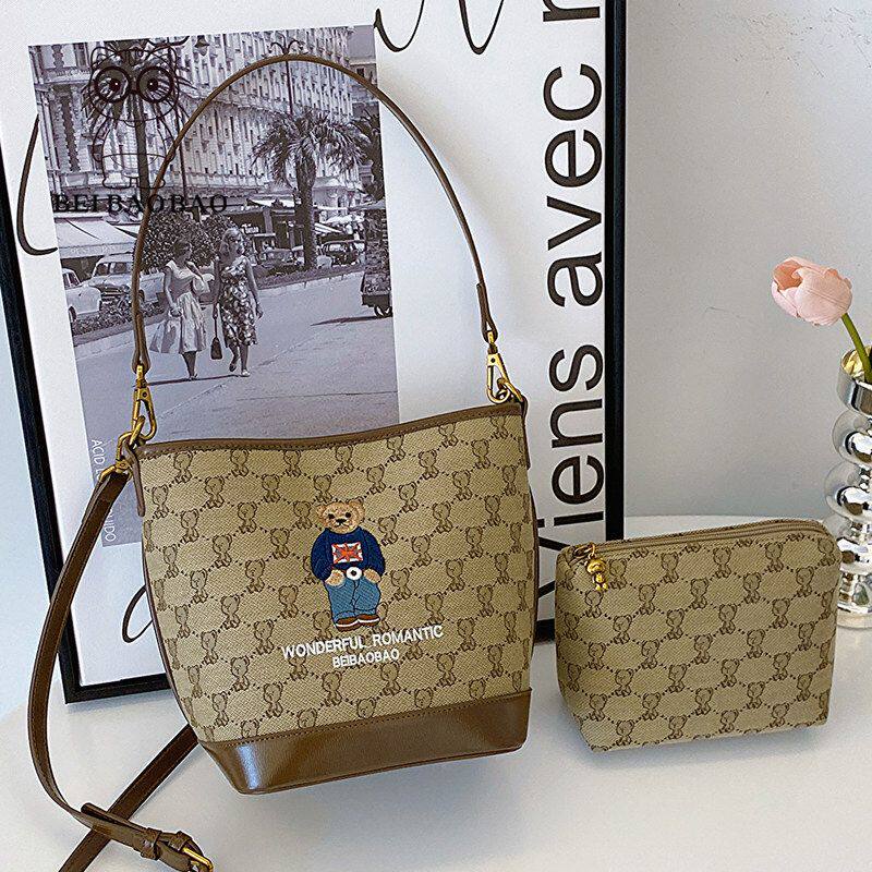 卡通刺绣小熊手提包包女款2025年高颜值百搭单肩包轻奢精致斜挎包