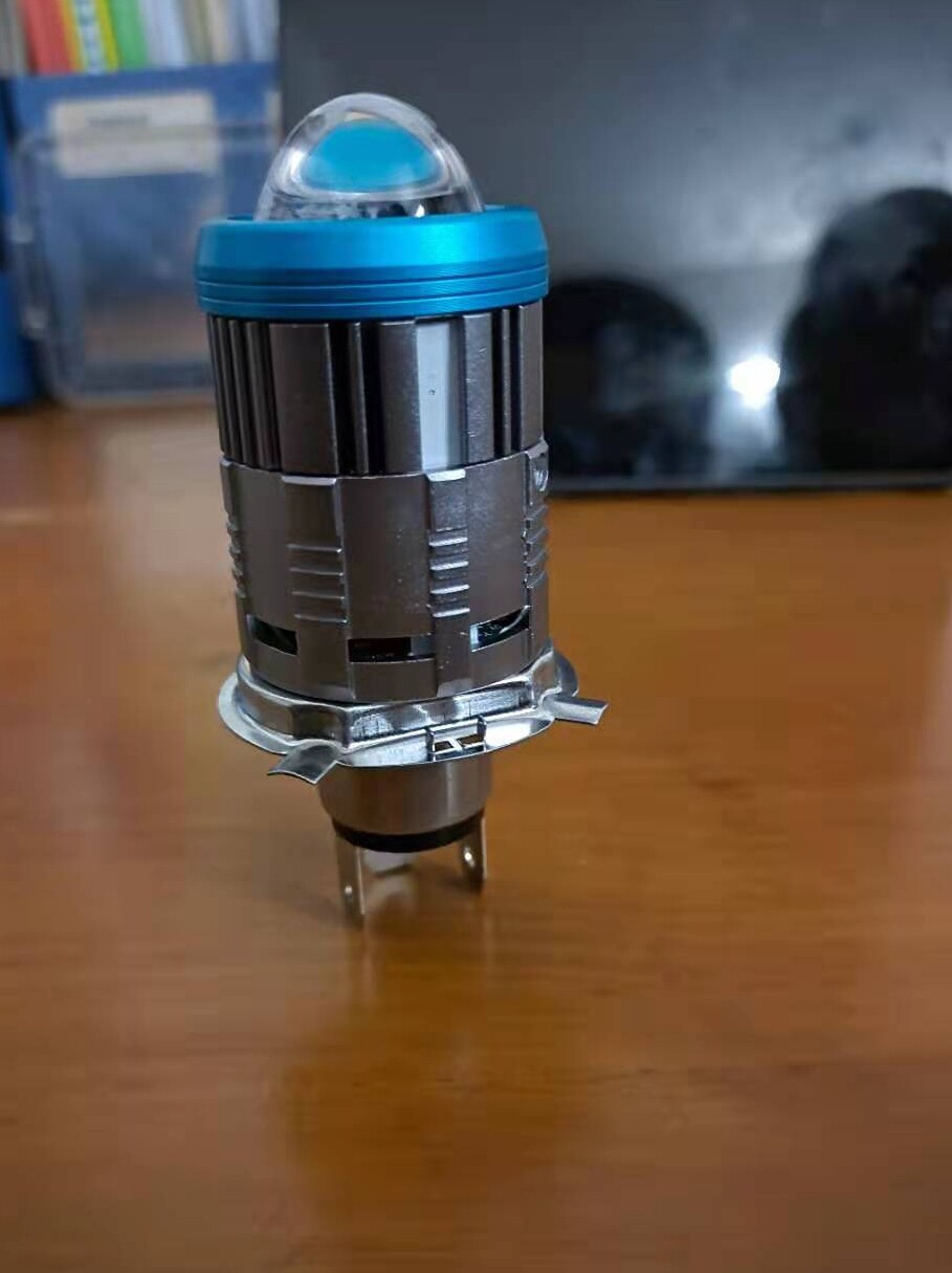 자동차 무손실 고출력 고휘도 LED 소형 렌즈 H4 헤드라이트 전구 80W 집중 레이저 원거리 및 근거리 빔