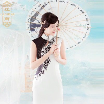 长款气质优雅演出服白色走秀旗袍