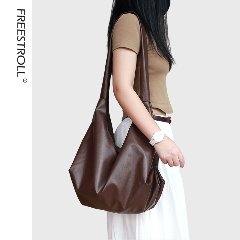 轻量化设计感柔软舒适轻便慵懒风松弛感秋天包包简约单肩斜挎大包