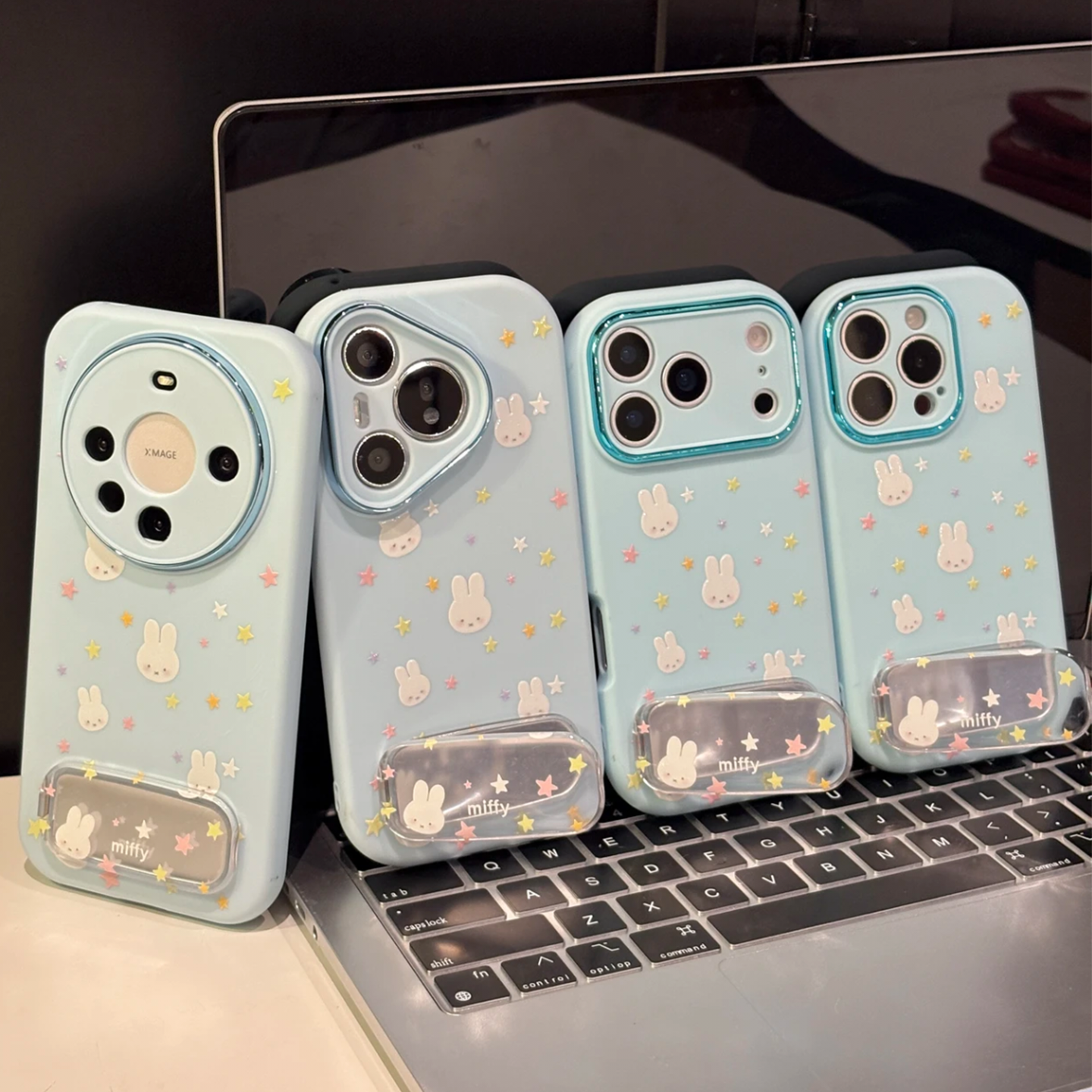 可爱满屏兔兔支架新款适用苹果17Pro手机壳iPhone16max13小米15华为mate80pura70k60nova14荣耀400x100magic8