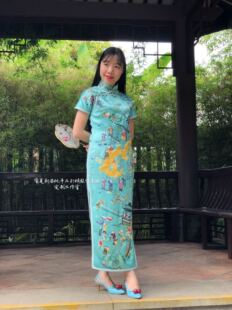 高端私人定制复古中国风镇店馆藏级纯手工苏绣百子闹春图旗袍礼服