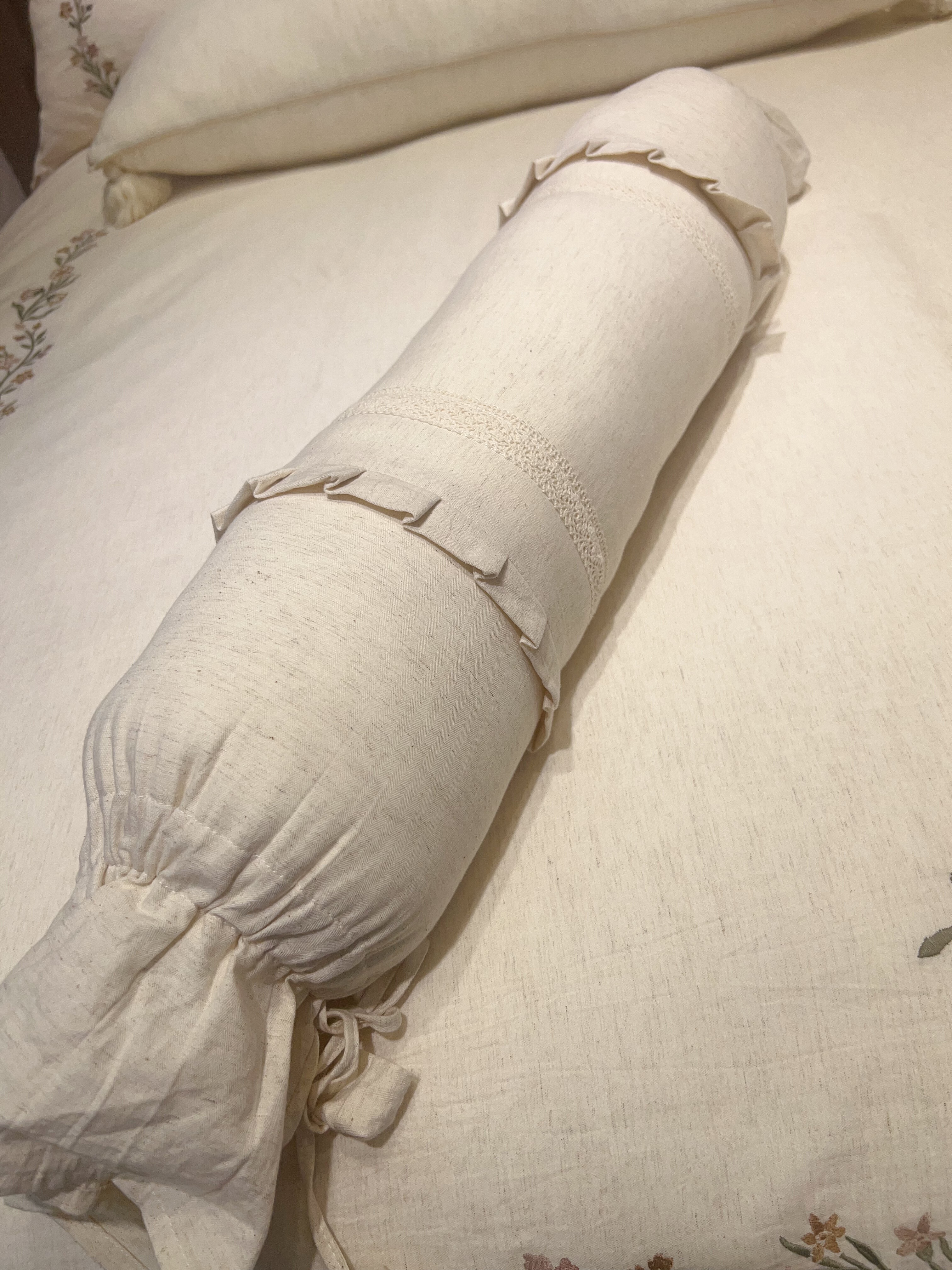 棉麻糖果枕枕头腰枕靠枕糖果侧睡枕