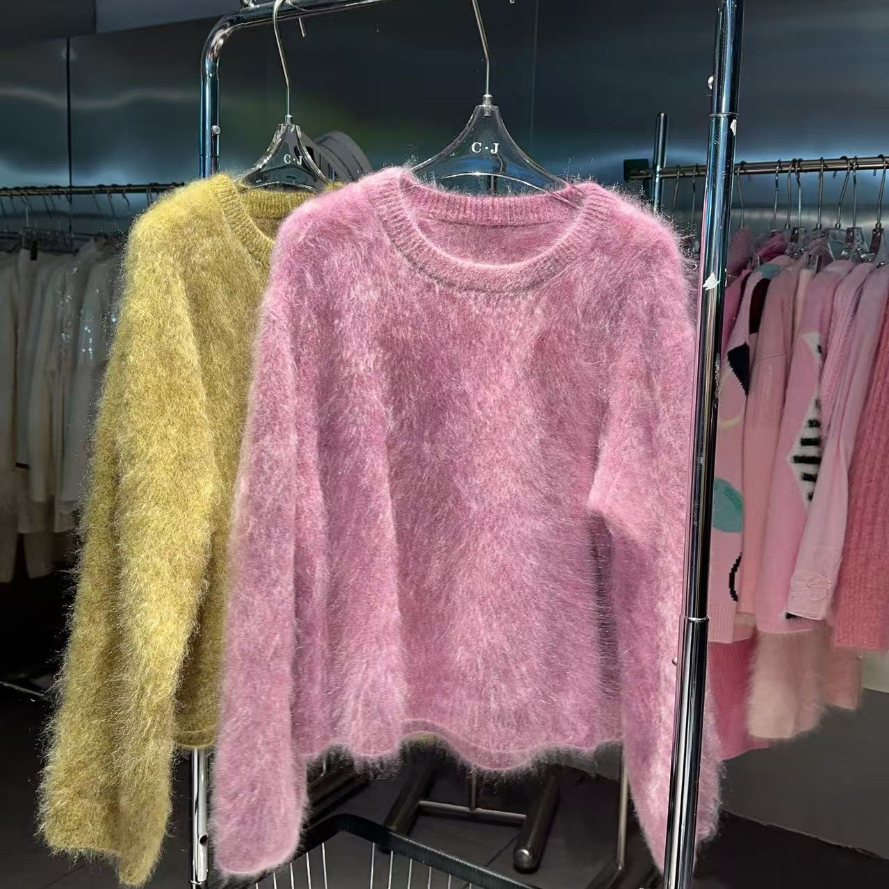 奢暖花纱 100%山羊绒水洗拉绒花纱高质感圆领百搭针织毛衣