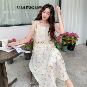 蕾丝花边罩衫碎花吊带连衣裙套装女夏2025新款独特漂亮艺术感穿搭图片