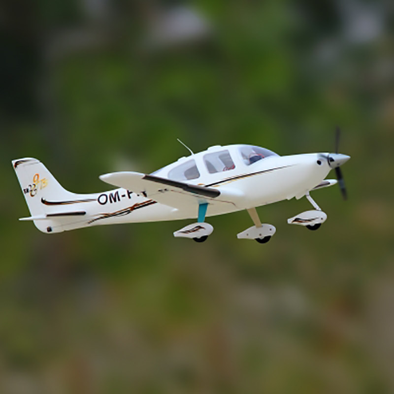 DYNAM CIRRUS SR22 V2 1400MM 날개 길이 트레이너 전기 원격 제어 고정익 항공기 모델 보급형 항공기