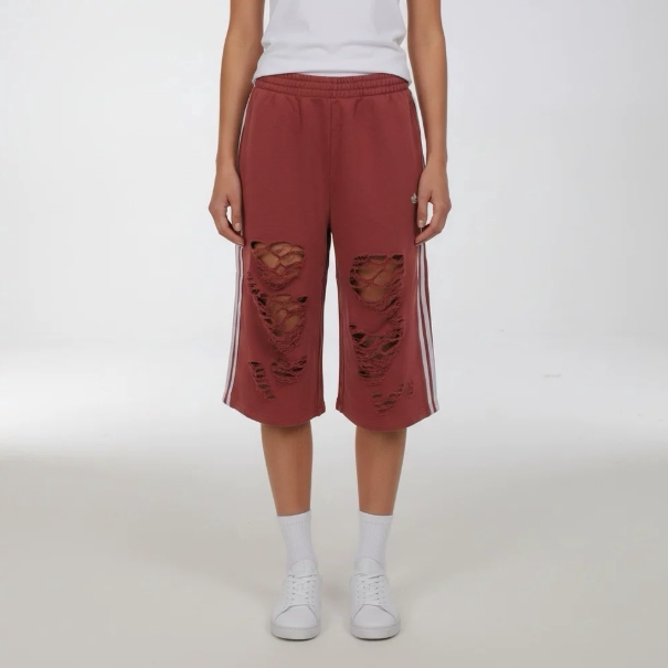 Adidas挨打打死正品新款夏季女款破洞三道杠休闲梭织短裤LE7123