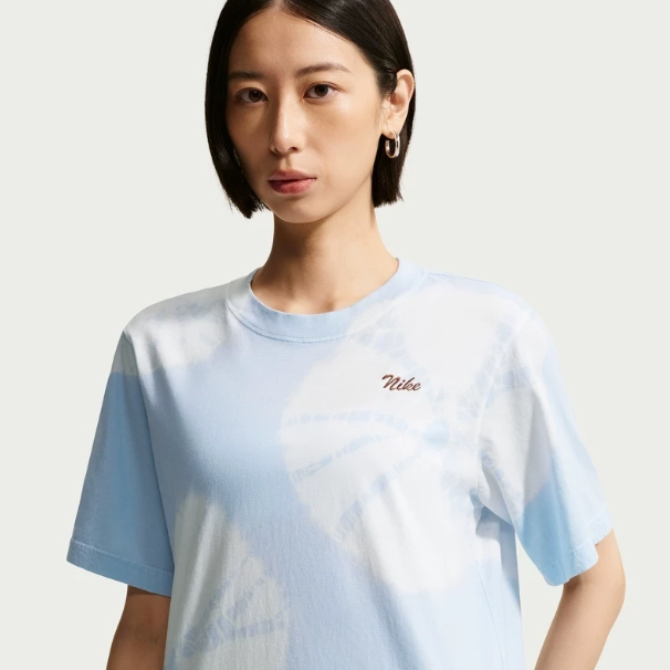 Nike耐克正品新款夏季女款圆领晕染刺绣日常百搭短袖T恤IW1212