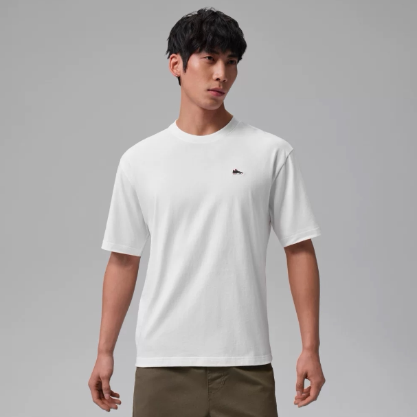 Nike耐克正品新款夏季男款刺绣圆领日常通勤休闲短袖T恤IF3108