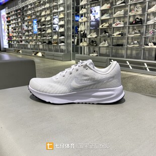 Nike耐克2025夏季女款透气缓震 RUN DEFY运动训练跑步鞋HM9593
