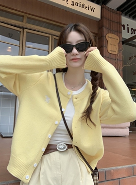 韩系学院风百搭单排扣开衫针织衫外套女奶黄色宽松显瘦春秋季毛衣