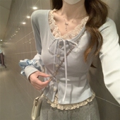 春季 纯欲蕾丝拼接假两件单排扣长袖 T恤女独特绝美小上衣打底内搭