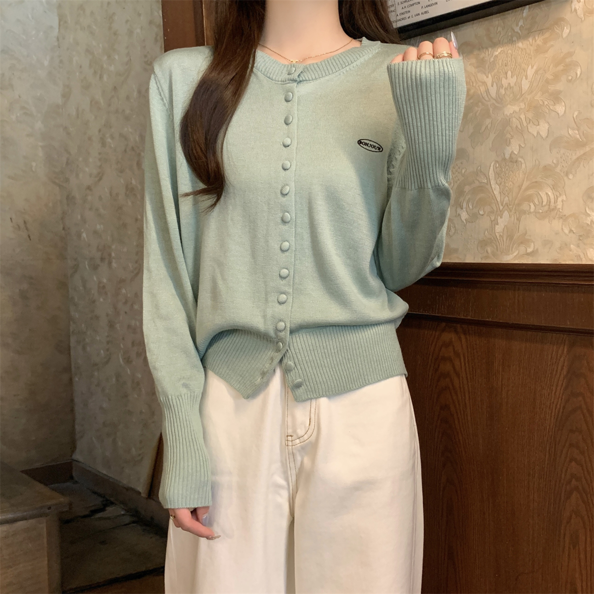 miu系单排扣圆领针织开衫