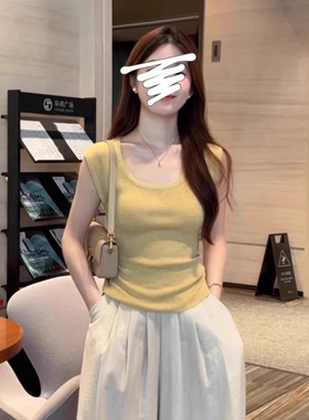 韩系黄色u领无袖坎肩T恤女夏季2026新款百搭修身显瘦独特别致上衣