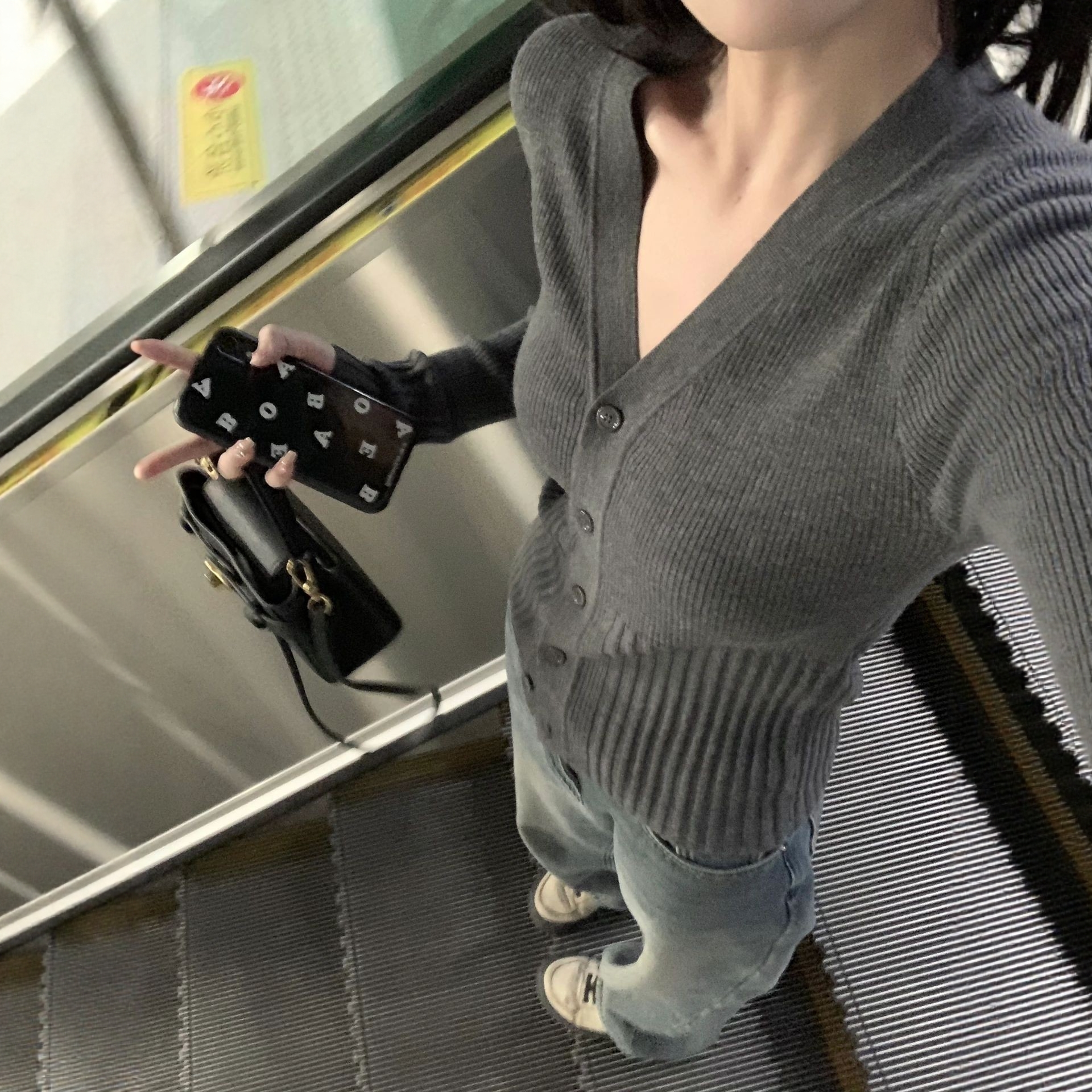 灰色V领针织衫女开衫春秋内搭