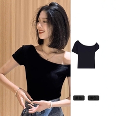 黑色斜肩短袖t恤女款夏季设计感小众修身独特超好看露肩短款上衣